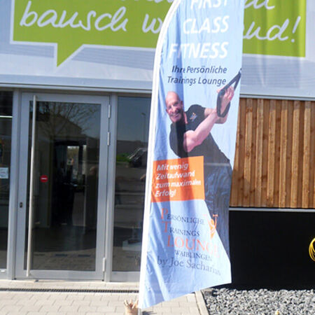 Displaysysteme: Beachflags. Produziert von bausch werbeland GmbH aus Waiblingen, bei Stuttgart